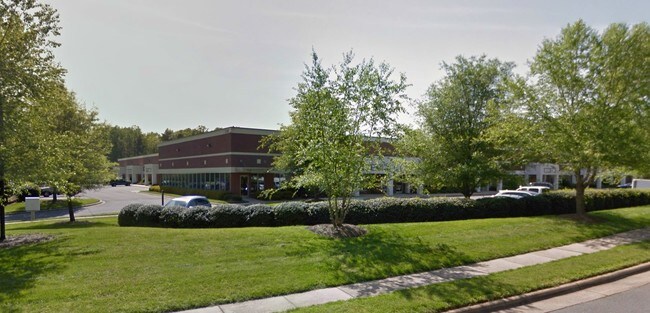 Plus de détails pour 3120 Latrobe Dr, Charlotte, NC - Bureau à louer