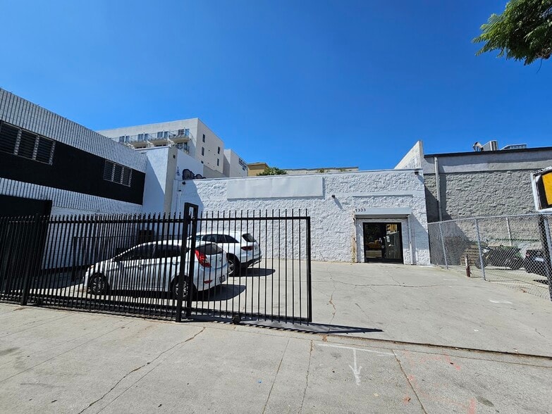 1333 S Hill St, Los Angeles, CA for lease - Building Photo - Image 1 of 11
