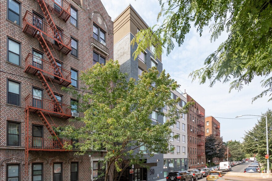 50 Clarkson Ave, Brooklyn, NY à vendre - Photo du bâtiment - Image 2 de 10