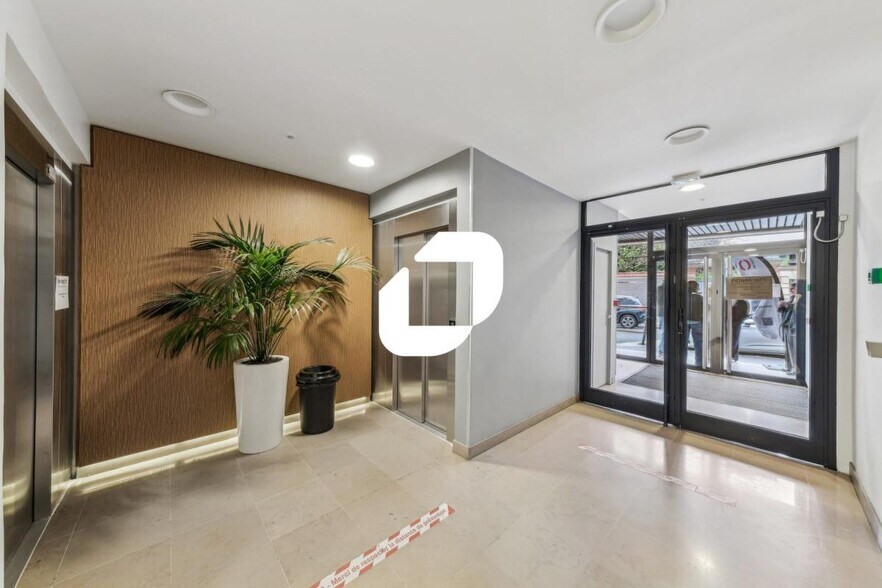 64-66 Rue Escudier, Boulogne-Billancourt à louer - Hall d’entrée - Image 3 de 21