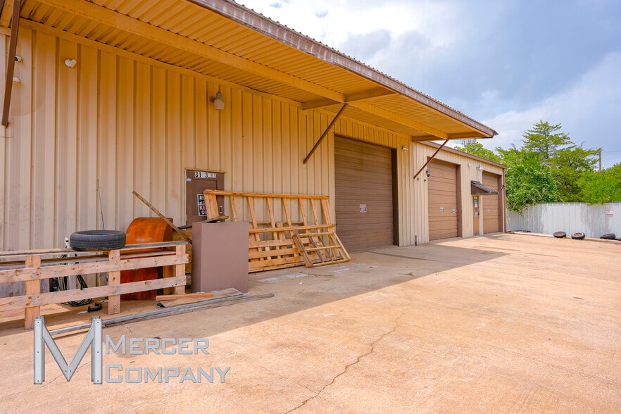 3103 W Pioneer Pky, Pantego, TX for lease - Building Photo - Image 3 of 12