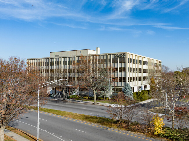 Plus de détails pour 900 Merchants Concourse, Westbury, NY - Bureau, Bureau/Médical à louer