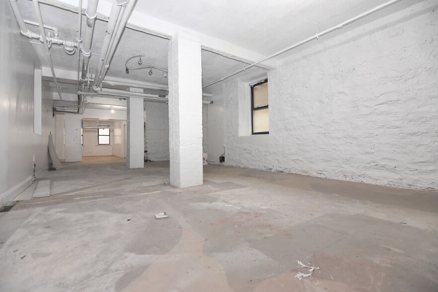 860 Riverside Dr, New York, NY for lease - Interior Photo - Image 1 of 10