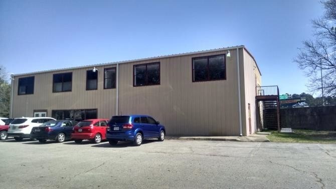 161 Morrison Ave, Virginia Beach, VA à louer - Photo du bâtiment - Image 3 de 7