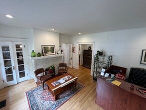 104 Cambridge Ave, Decatur, GA for lease Interior Photo- Image 1 of 1