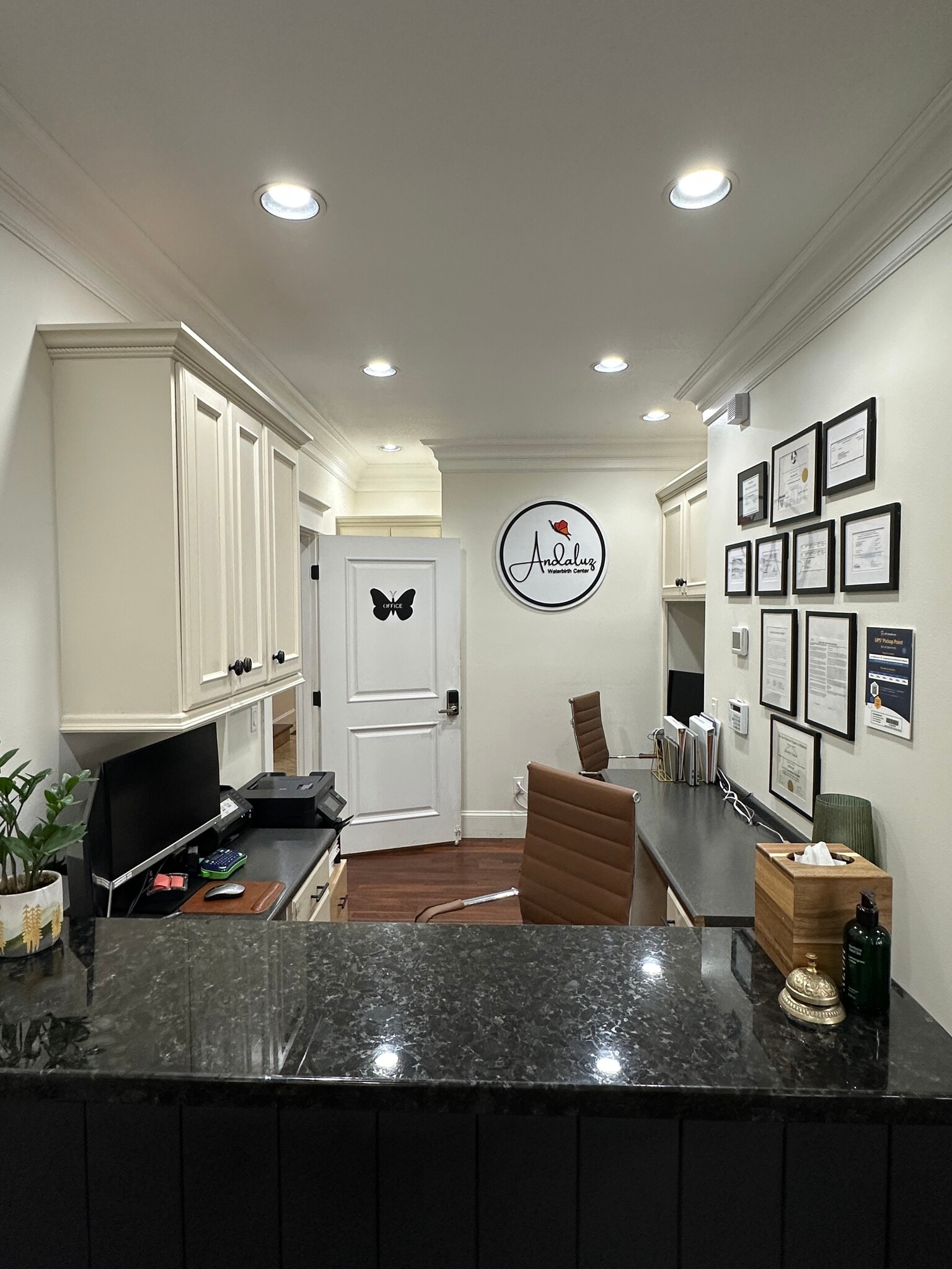 3323 SW Naito Pky, Portland, OR for sale Interior Photo- Image 1 of 13