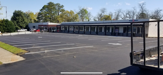 More details for 368 N Broadnax St, Dadeville, AL - Retail for Lease