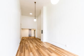 15 Hermann St, San Francisco, CA for lease Interior Photo- Image 2 of 7