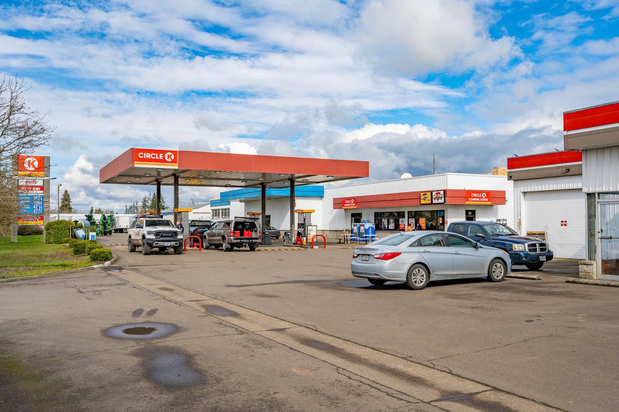 33685 Highway 99E, Tangent, OR for sale Primary Photo- Image 1 of 1