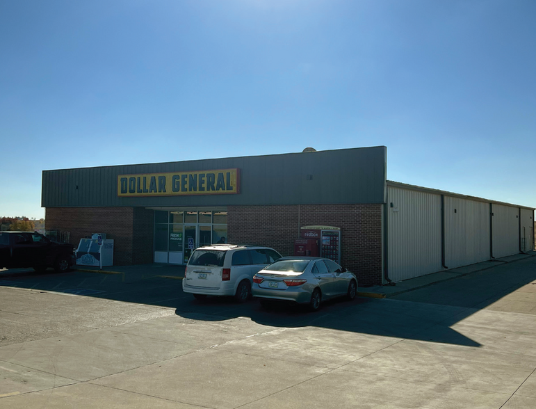 Dollar General portefeuille de 3 propriétés à vendre sur LoopNet.ca - Photo du b timent - Image 2 de 3