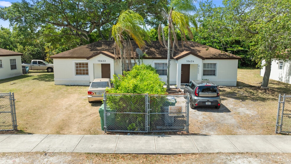 10622 SW 182nd St, Miami, FL à vendre - Photo principale - Image 1 de 1