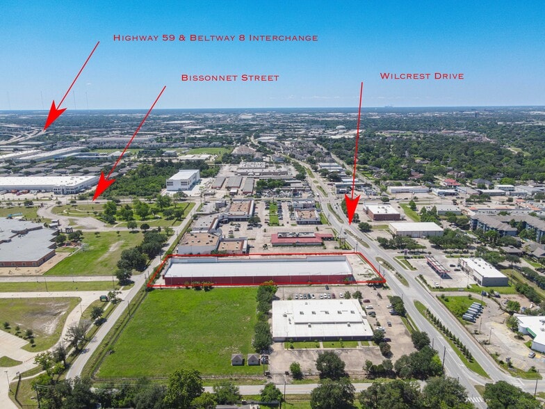 9433 Wilcrest Dr, Houston, TX à vendre - Aérien - Image 3 de 10