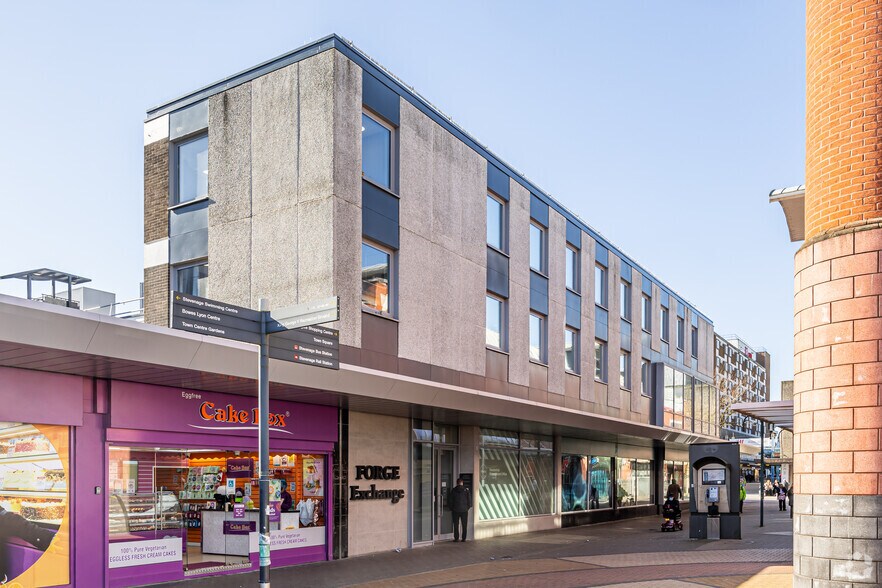 85-103 Queensway, Stevenage à louer - Photo du bâtiment - Image 2 de 2