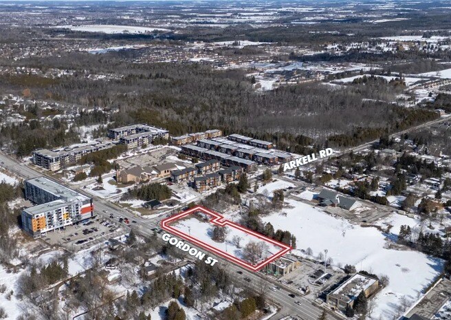 1354 Gordon St, Guelph, ON à vendre - Photo du bâtiment - Image 1 de 3