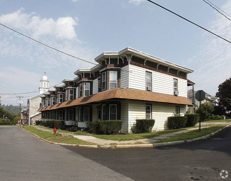 21 Barclay St, Canajoharie, NY à vendre - Photo principale - Image 1 de 1