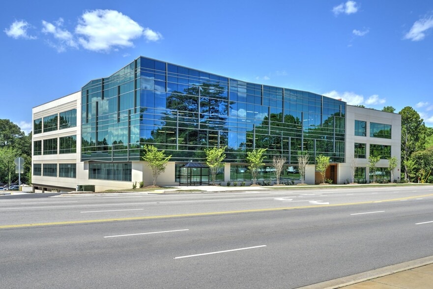 5111 Falls of Neuse Rd, Raleigh, NC for lease - Building Photo - Image 3 of 5