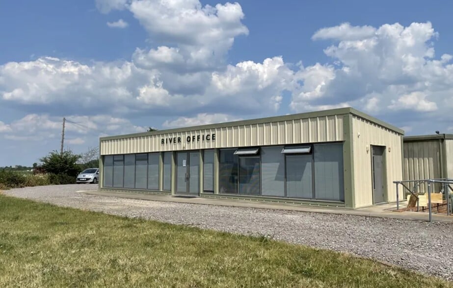 Epney, Saul for sale - Primary Photo - Image 1 of 1