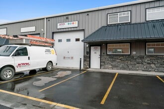 30 Griffin Ind Pt, Cochrane, AB for lease Building Photo- Image 1 of 2