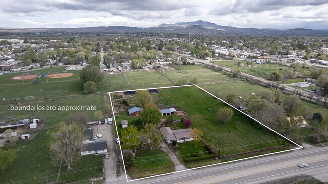 More details for 340 W Highway 52, Emmett, ID - Land for Sale