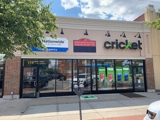 Plus de détails pour 171 S Wellwood Ave, Lindenhurst, NY - Bureau à louer