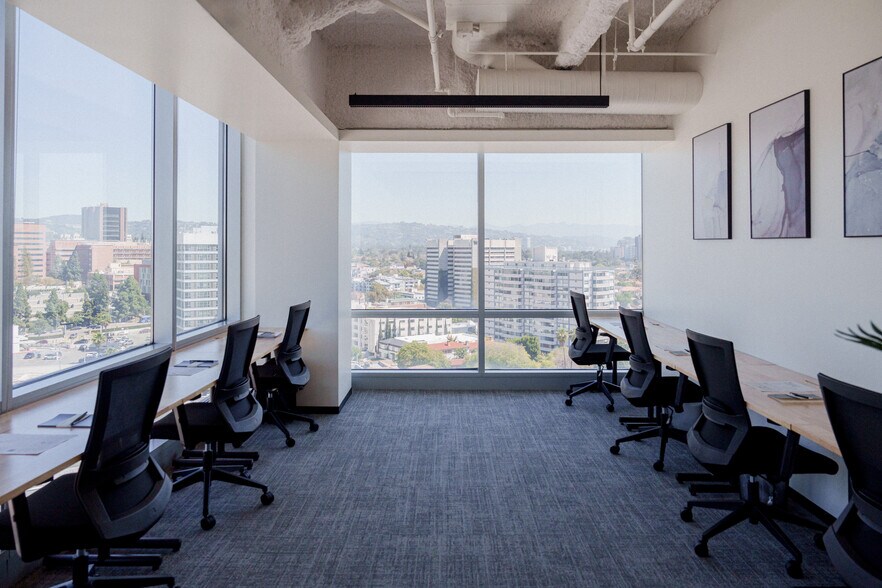 1100 Glendon Ave, Los Angeles, CA à louer - Photo intérieure - Image 1 de 8