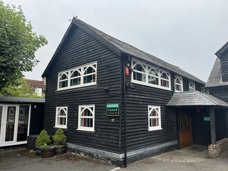 Church Rd, Penn à louer - Photo du bâtiment - Image 1 de 6