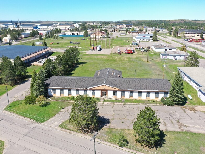 407 1st St, Gwinn, MI à vendre - Photo du bâtiment - Image 1 de 1