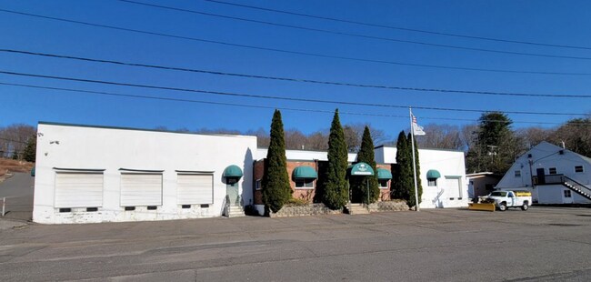 Plus de détails pour 31 Tosun Rd, Wolcott, CT - Industriel à louer