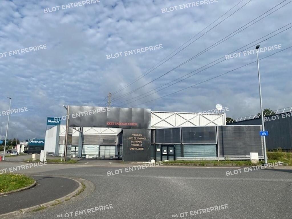 Retail in Brest for lease Building Photo- Image 1 of 8