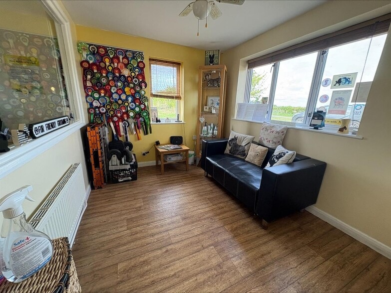 Saddleback Rd, South Cockerington for sale - Interior Photo - Image 3 of 10