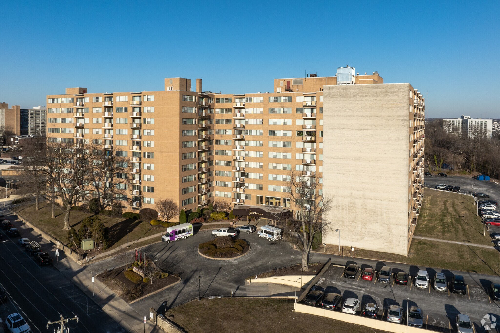 3701 Conshohocken Ave, Philadelphia, PA à louer Photo principale- Image 1 de 38