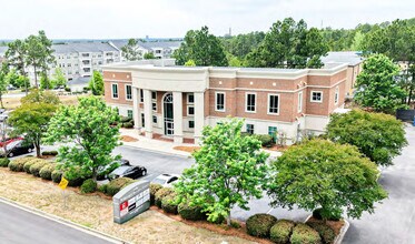 140 Wildewood Park Dr, Columbia, SC à louer Photo du bâtiment- Image 1 de 20