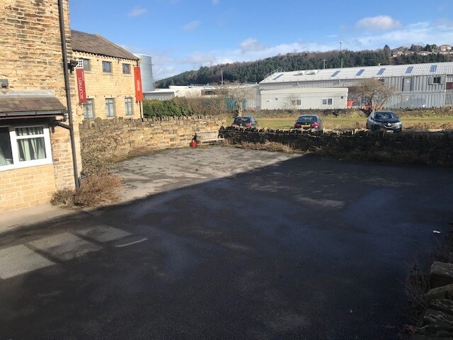 21 Old Leeds Rd, Huddersfield à vendre - Photo du bâtiment - Image 3 de 3