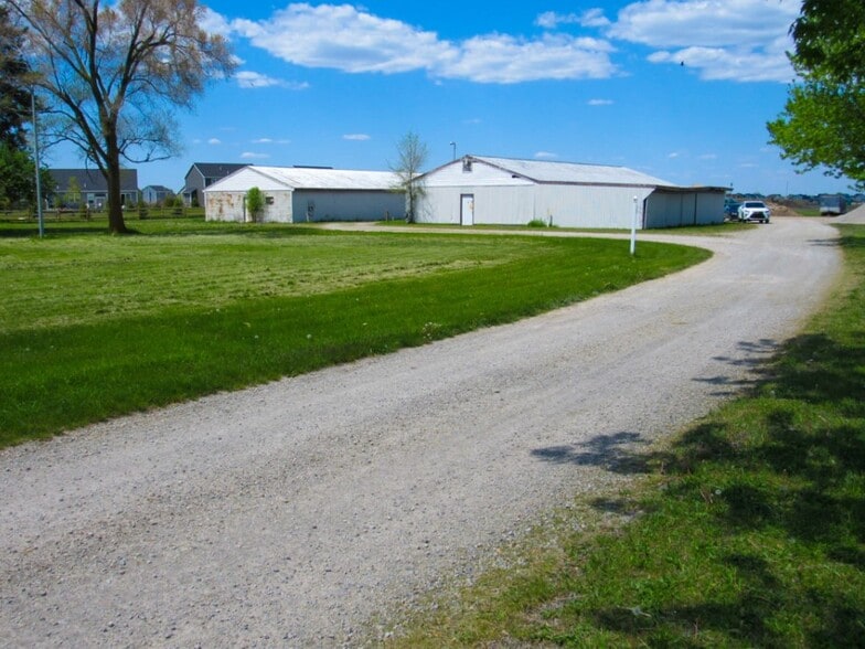 13010 Five Point Rd, Perrysburg, OH à vendre - Photo du bâtiment - Image 2 de 14