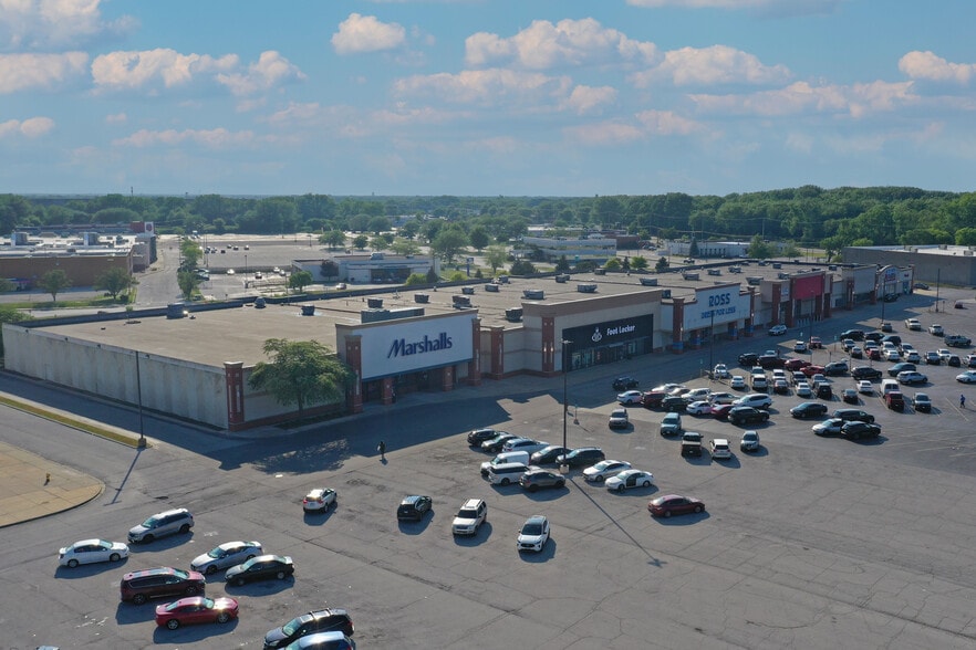 500 River Oaks West Rd, Calumet City, IL for lease - Building Photo - Image 3 of 10