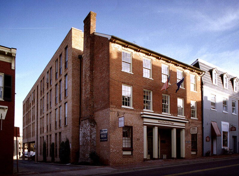 20 S King St, Leesburg, VA à vendre - Photo du bâtiment - Image 2 de 16