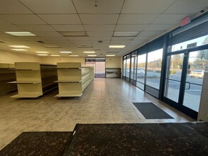 9203 Folsom Blvd, Sacramento, CA for lease Interior Photo- Image 2 of 3