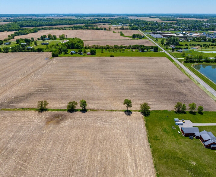 Lockbourne Eastern Rd, Ashville, OH à vendre - Photo principale - Image 1 de 5