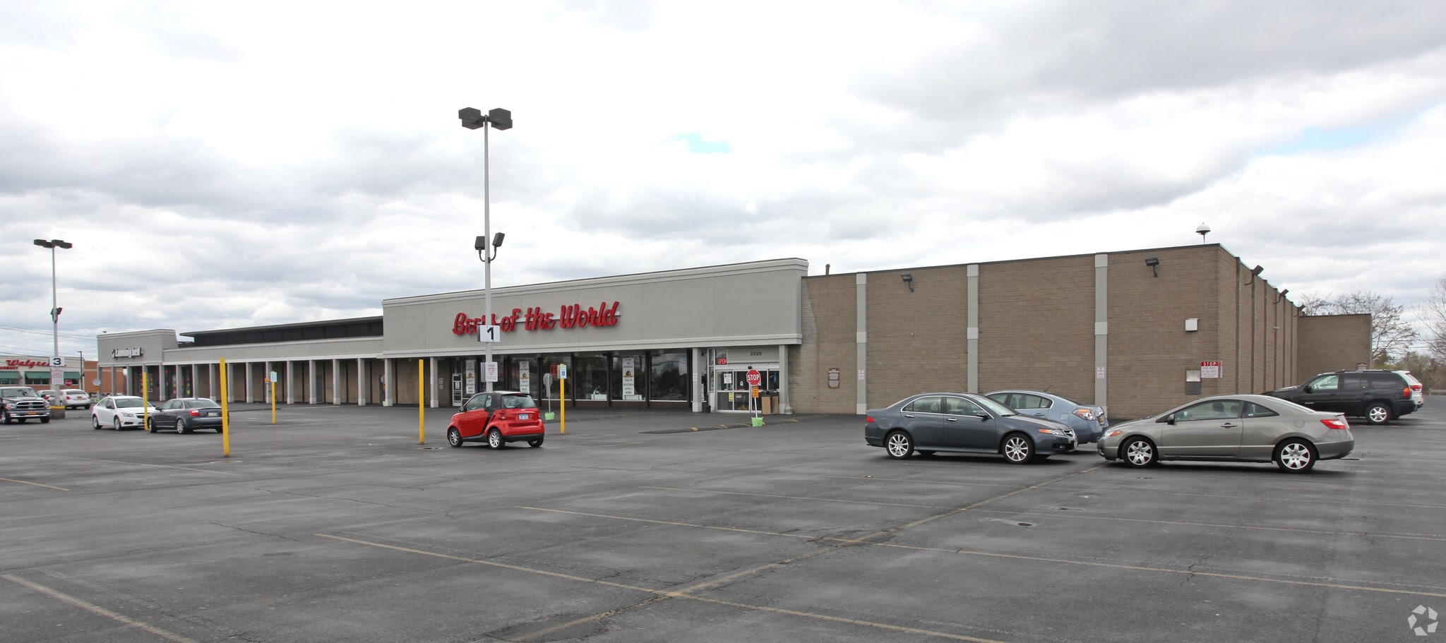 2599 E Henrietta Rd, Henrietta, NY for lease Primary Photo- Image 1 of 19