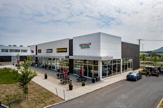 Plus de détails pour 183 Boul Armand Frappier, Sainte-julie, QC - Bureau à louer