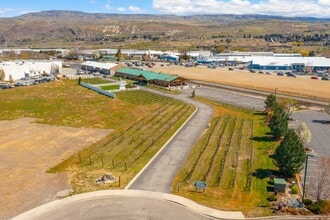 1 Vineyard Way, Wenatchee, WA - Aérien  Vue de la carte - Image1