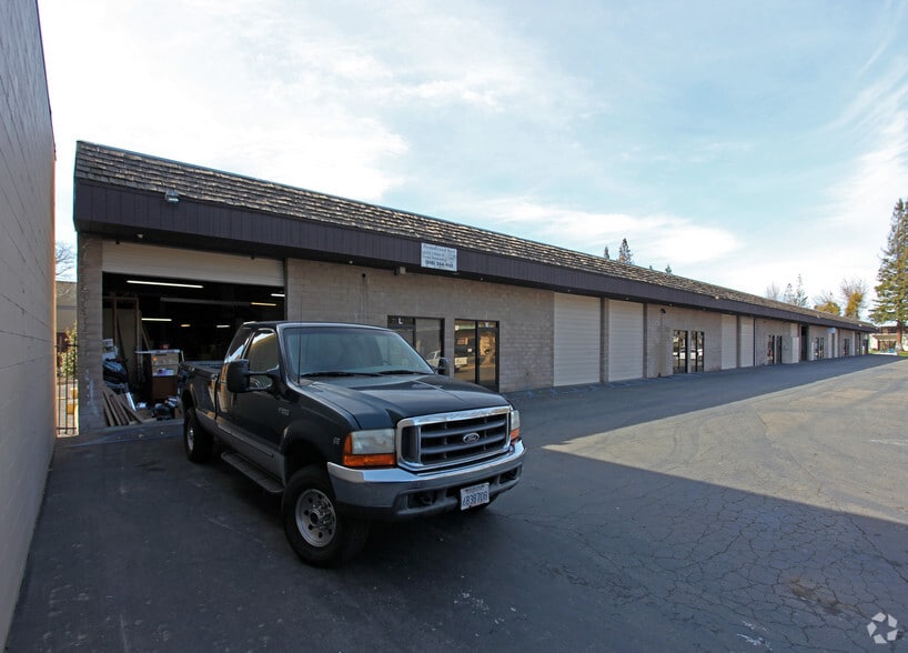 11290 Sunrise Gold Cir, Rancho Cordova, CA for lease - Building Photo - Image 3 of 8