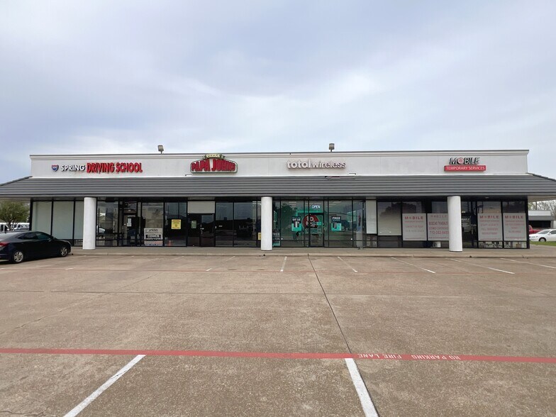 9110 Jones Rd, Houston, TX à louer - Photo du bâtiment - Image 2 de 9