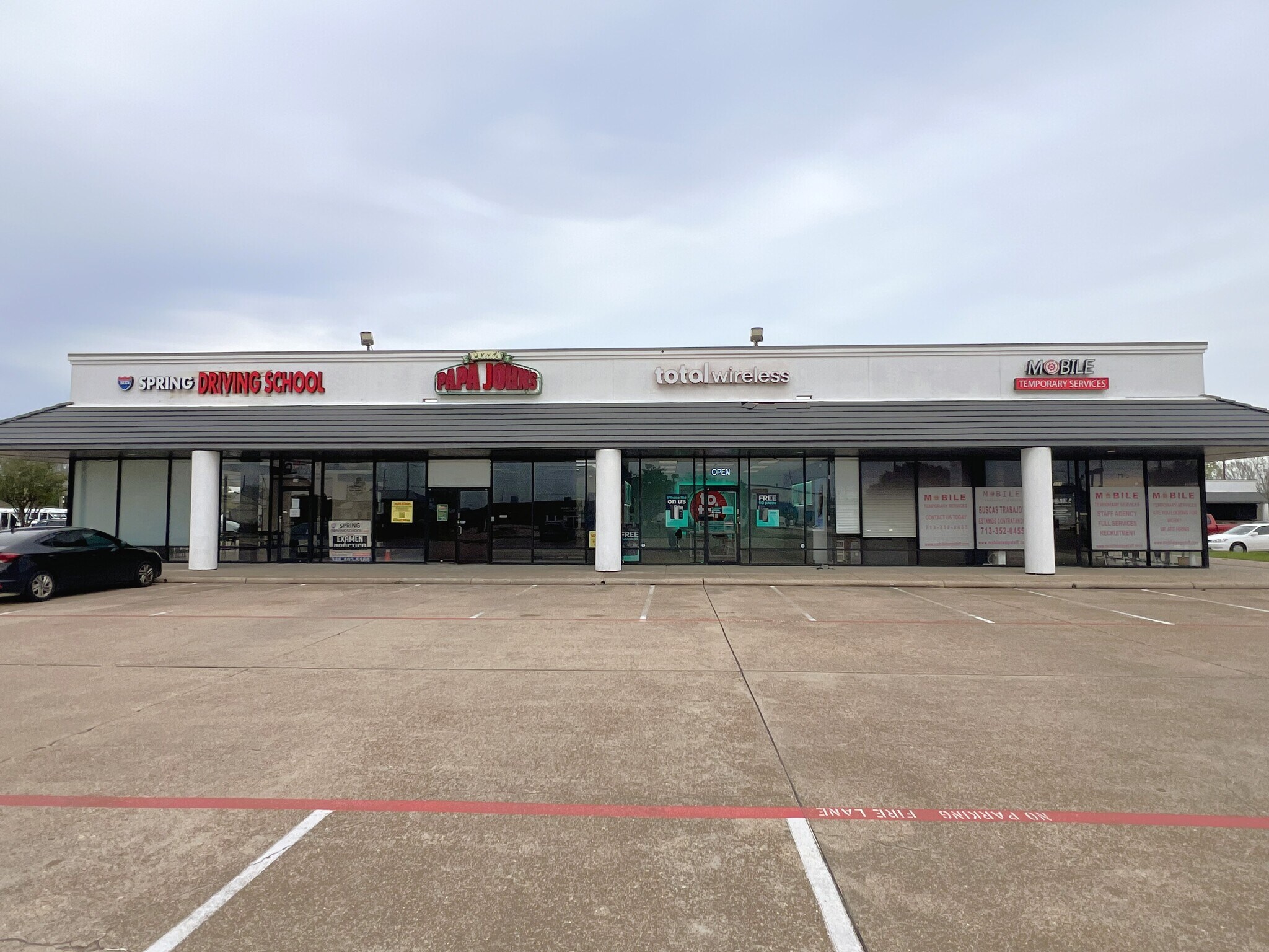 9110 Jones Rd, Houston, TX à louer Photo du bâtiment- Image 1 de 10