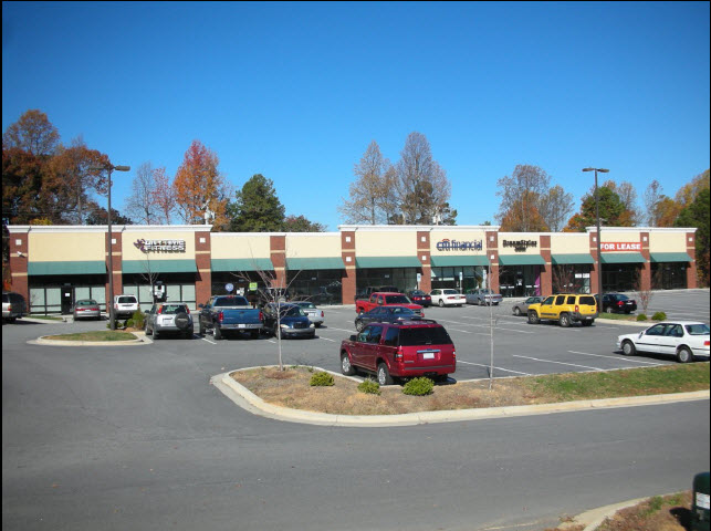 1650 Liberty Dr, Thomasville, NC for lease - Building Photo - Image 1 of 13