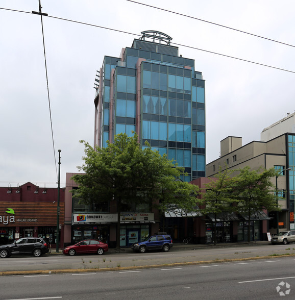 1055 W Broadway, Vancouver, BC for lease - Building Photo - Image 2 of 8