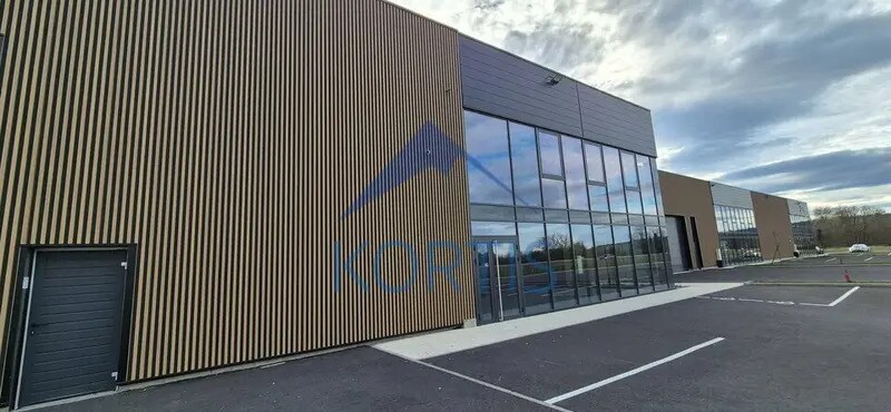 Flex dans Ambérieux à louer - Photo du bâtiment - Image 2 de 7