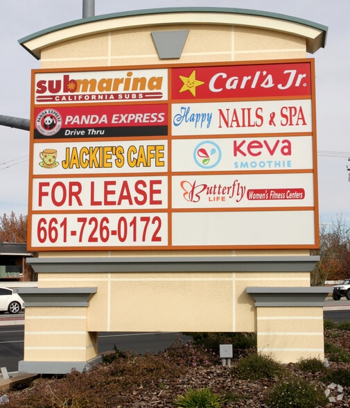 10th St W, Lancaster, CA for lease - Building Photo - Image 3 of 8