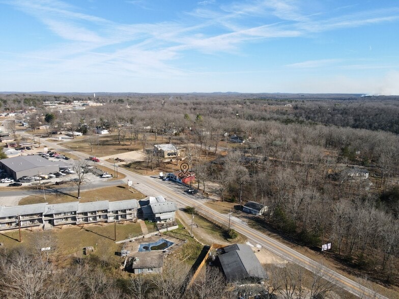 1603 Central Blvd, Bull Shoals, AR à vendre - Photo du bâtiment - Image 3 de 29