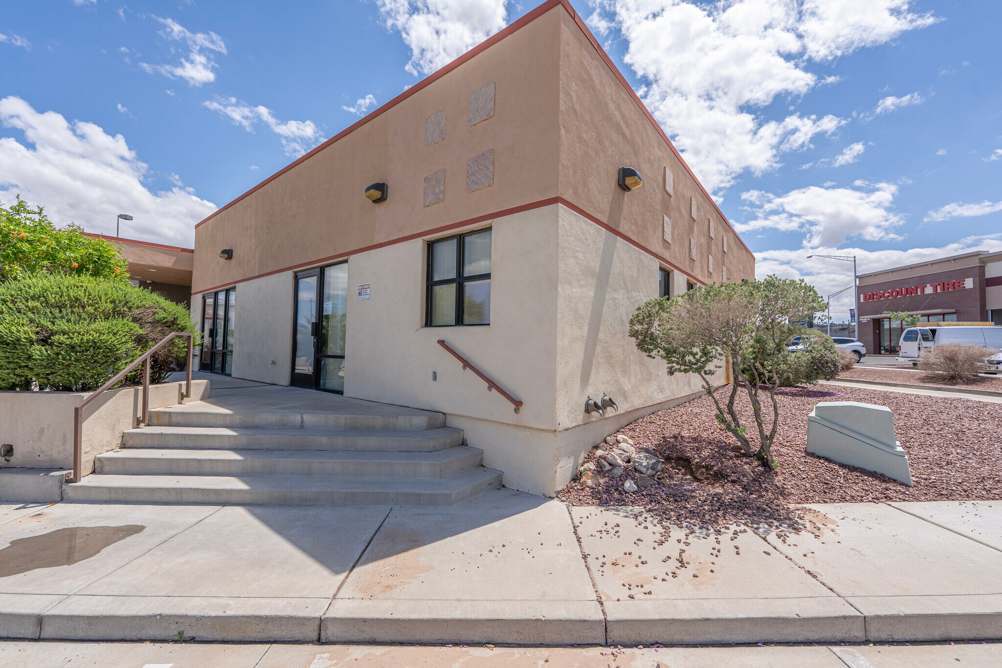 3651 Highway 95, Bullhead City, AZ for lease Building Photo- Image 1 of 22